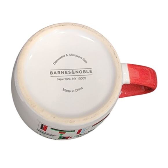 Barnes & Noble Books Have YourSHELF a Merry Little Christmas Coffee Tea Mug - Picture 6 of 6